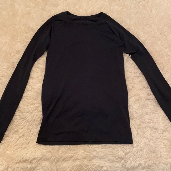 lululemon athletica Tops - swiftly tech navy long sleeve